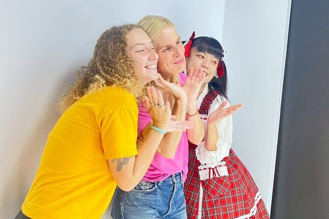 Discover Kawaii Harajuku Lolita Guide Street Food and Fashion - Authenticity and Personal Touches in the Experience