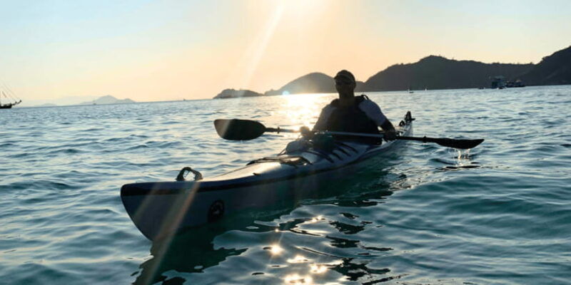 discover-kayak