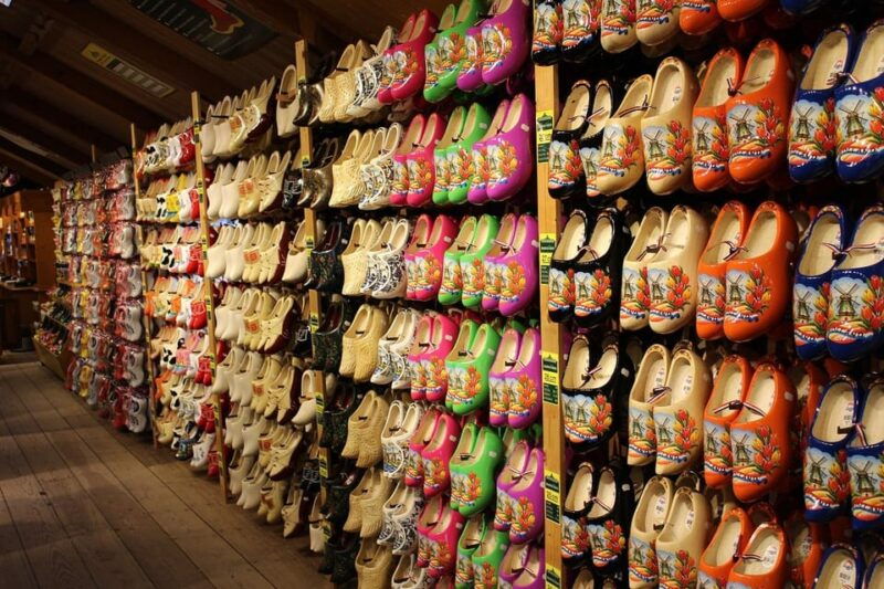 discover-keukenhof-and-zaanse-schans-with-lunch-in-leiden
