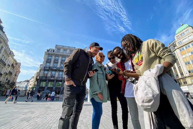 discover-madrid-by-playing-escape-game-the-walter-case