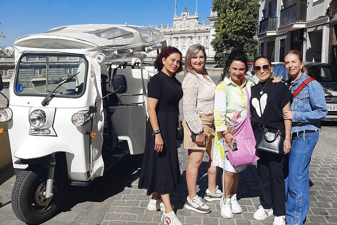 discover-madrid-in-tuk-tuk