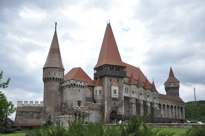 discover-medieval-transylvania-small-group-tour-7-days