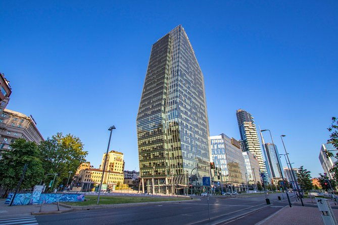 discover-milans-most-photogenic-spots-with-a-local