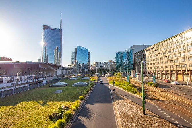 discover-milans-most-photogenic-spots-with-a-local