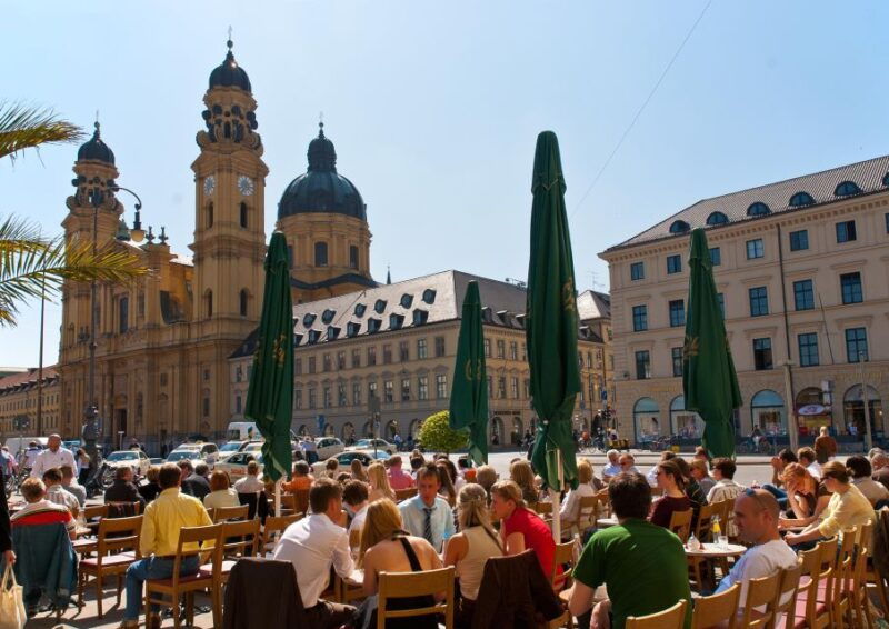 discover-munich-2-hour-small-group-walking-tour