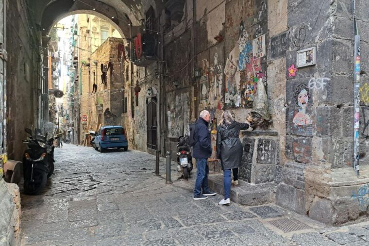 discover-naples-with-the-exclusive-historic-center-tour