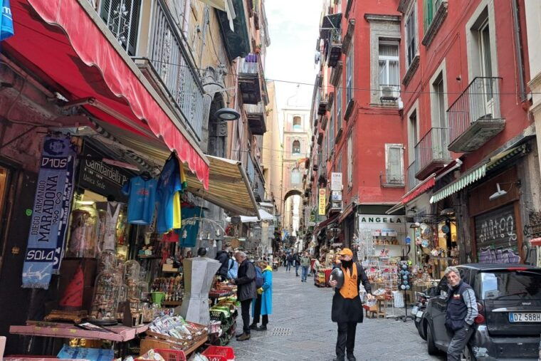 discover-naples-with-the-exclusive-historic-center-tour