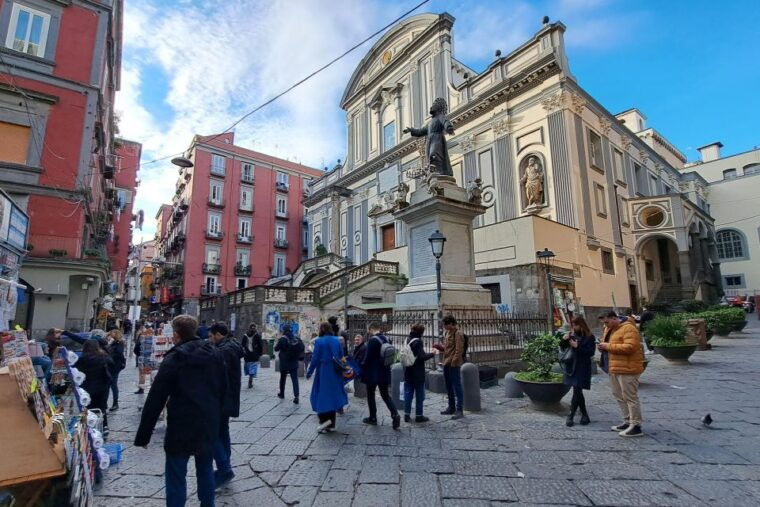 discover-naples-with-the-exclusive-historic-center-tour