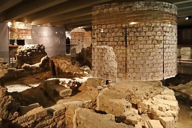 discover-notre-dames-crypt-with-an-archeologist-river-cruise