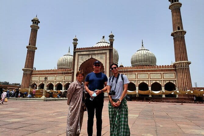 Discover Old Delhi: 3-Hour Group Walking Tour - Key Points