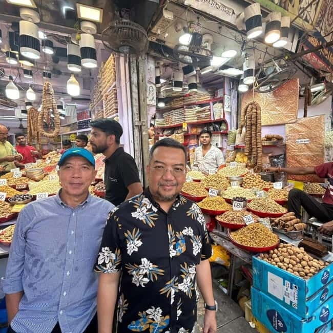 Discover Old & New Delhi: Guided Full or Half-Day Tour - Introduction to the Delhi Experience  