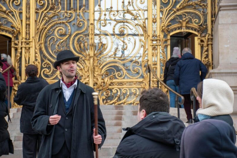 discover-olympic-paris-guided-tour-with-an-actor-guide