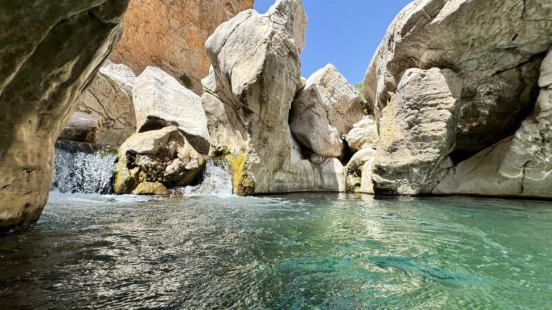 Discover Oman: 5-in-1 Adventure - The Experience: Transportation, Guides, and Flexibility