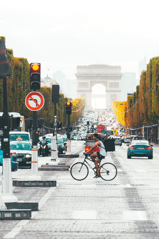 discover-paris-private-tour-from-le-havre-with-expert-guide