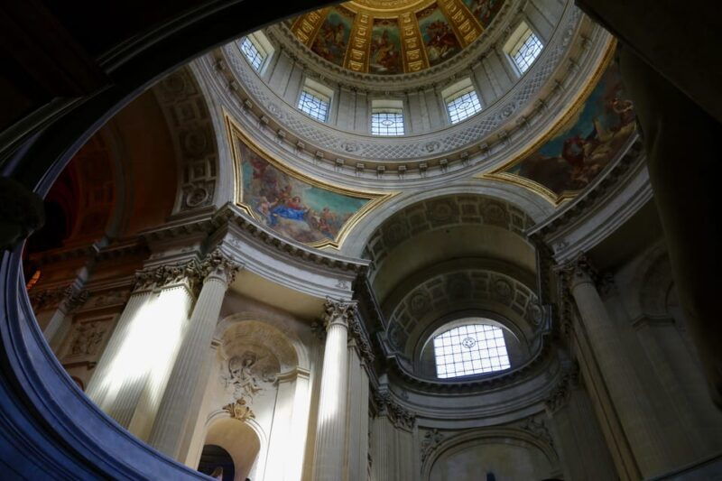 discover-parisian-legacy-the-pantheon-outside-guided-tour