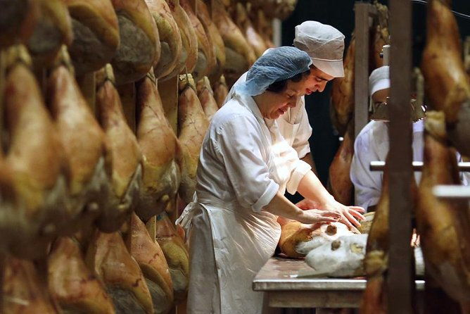 discover-parmas-flavors-parmigiano-prosciutto-food-tour