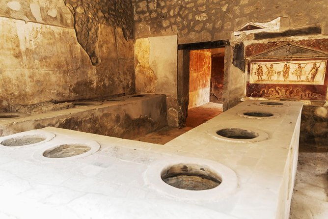 discover-pompeii-on-this-guided-walking-tour-of-the-buried-city