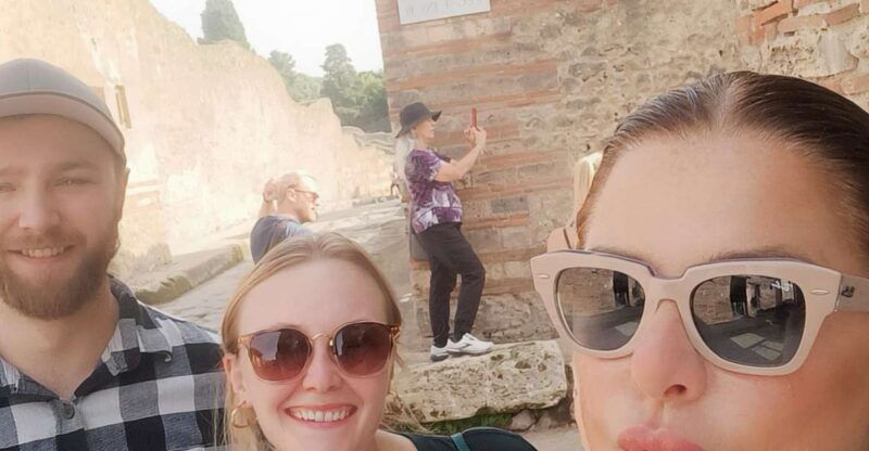 discover-pompeii-with-a-professional-guide-for-2hrs