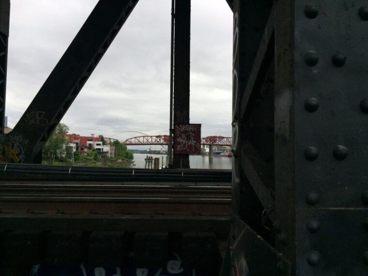 discover-portland-half-day-small-group-city-tour-2