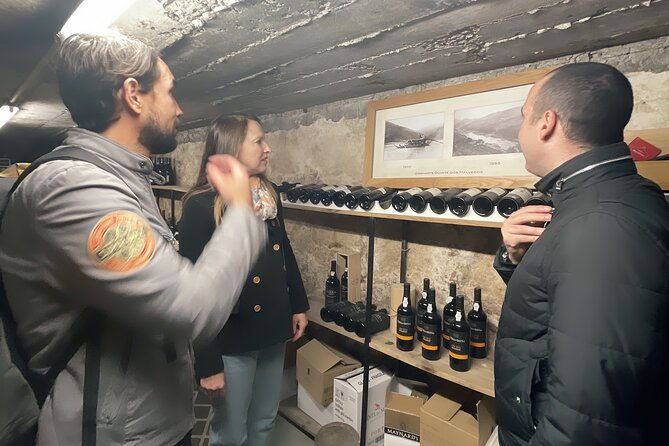 discover-porto-a-private-walking-tour-with-authentic-tasting