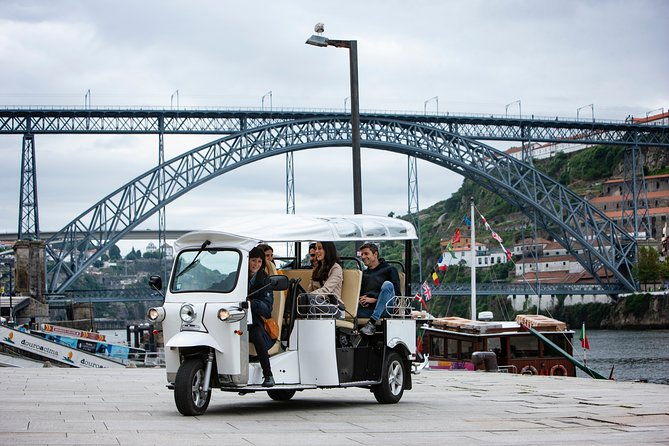 discover-portos-highlights-on-a-2-hour-private-electric-tuk-tuk