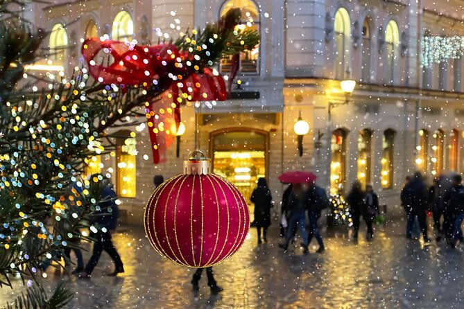 discover-pragues-christmas-market-magic-with-a-local
