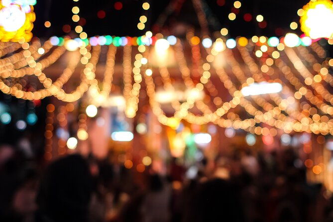 discover-pragues-christmas-market-magic-with-a-local