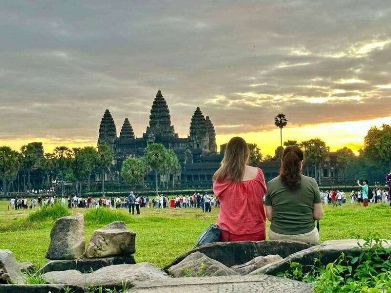 discover-private-angkor-small-circle-tour