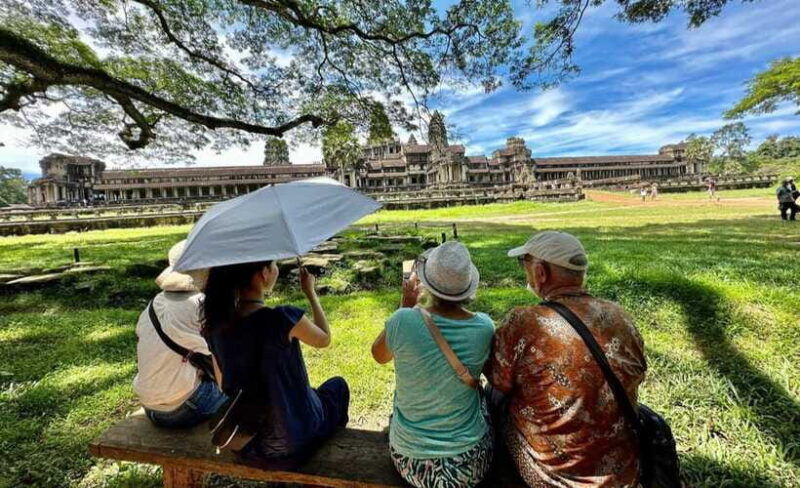 discover-private-angkor-small-circle-tour