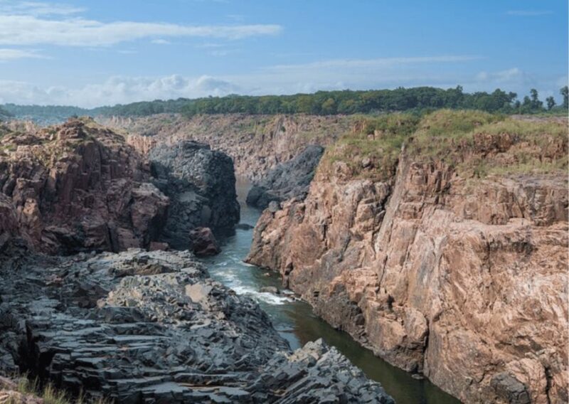 Discover Raneh Fall from Khajuraho Guided Half day Car tour - Who Will Love This Tour?