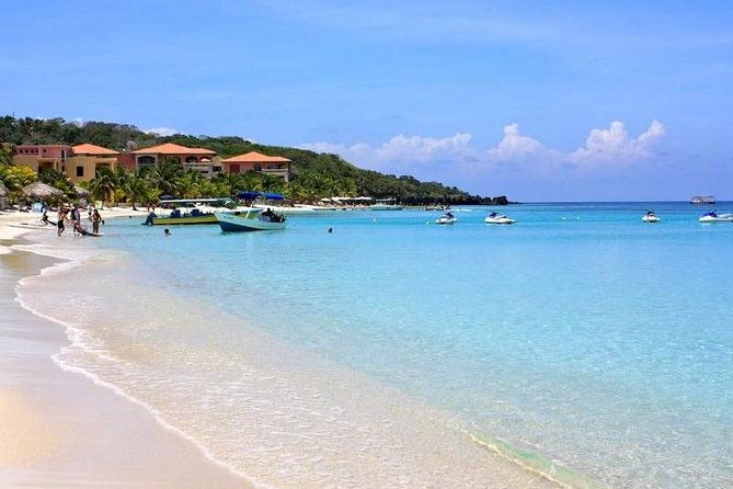 discover-roatan-visiting-the-different-cultural-villages-of-roatan