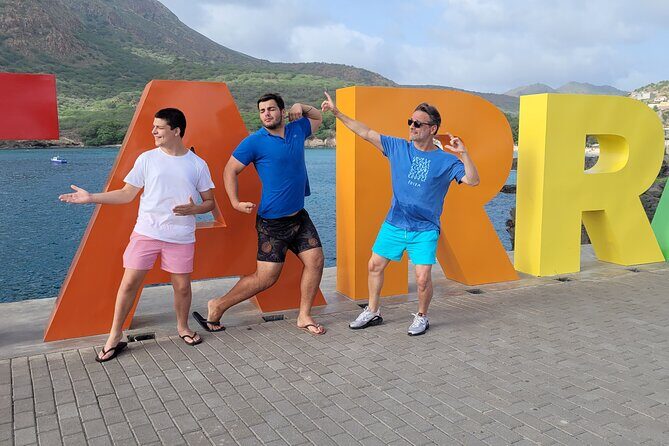 Discover Santiago island in 1 day - Key Points