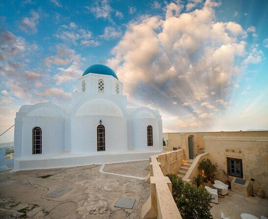 Discover Santorini in a Day- Private Tour 6 hours - Key Points
