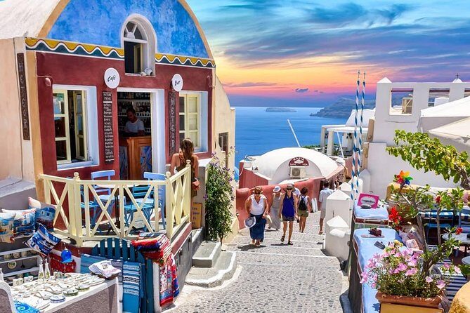Discover Santorini in a Day- Private Tour 6 hours - Introduction to the Experience
