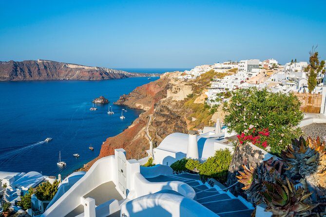 Discover Santorini in a Day- Private Tour 6 hours - What the Reviews Tell Us