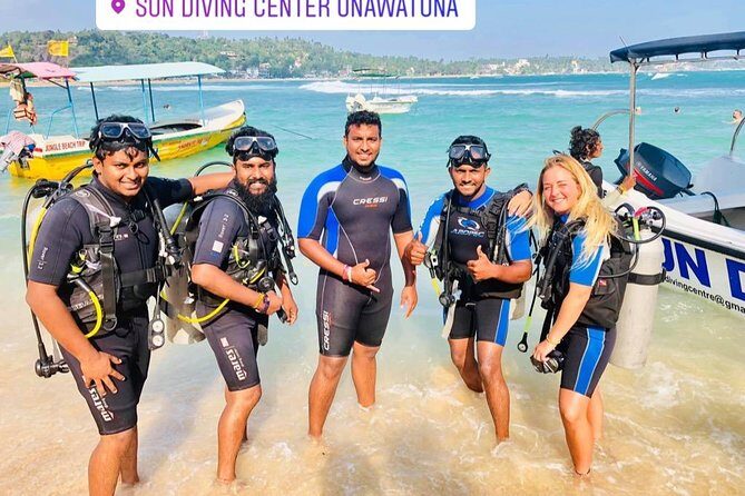 Discover SCUBA Diving in Beautiful Unawatuna Bay - Group Size and Experience