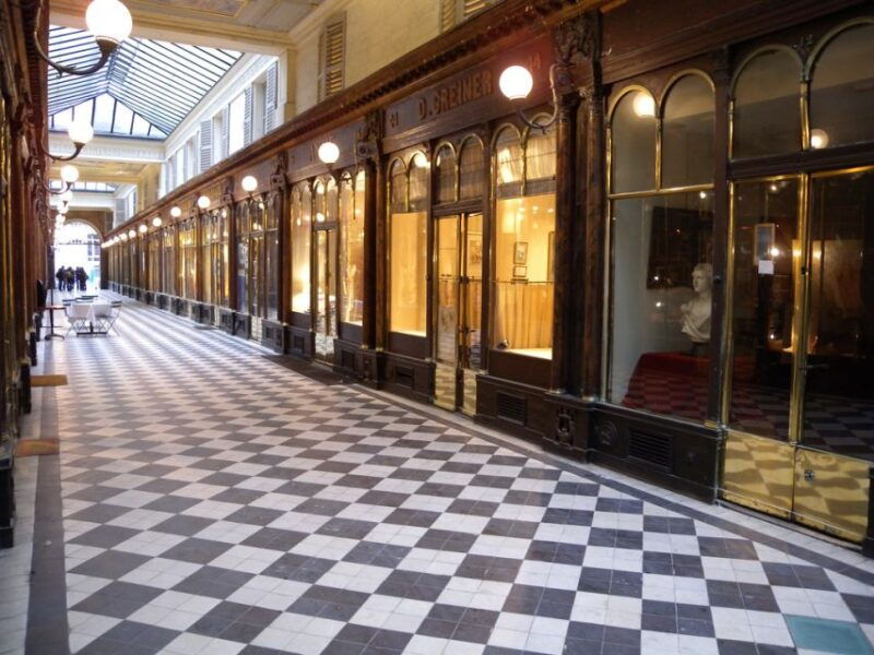 discover-secret-passages-in-paris