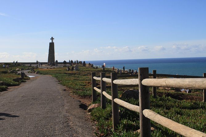 discover-sintra-and-cascais-by-comfy-van-private-full-day-tour