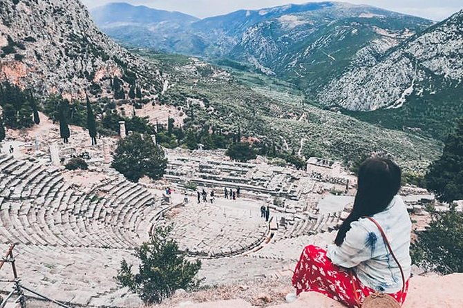 discover-spiritual-delphi-thermopylae-battlefield-private-trip