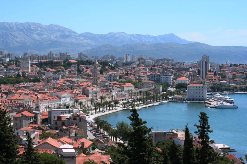 discover-split-guided-walking-tour