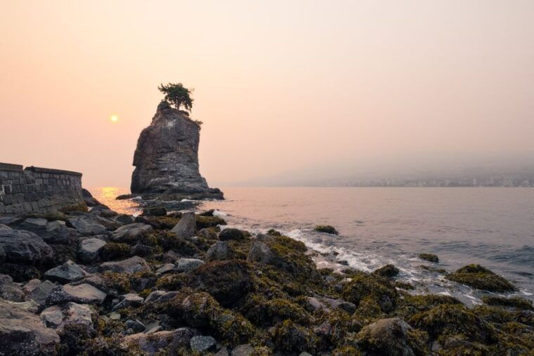 discover-stanley-park-with-a-smartphone-audio-walking-tour