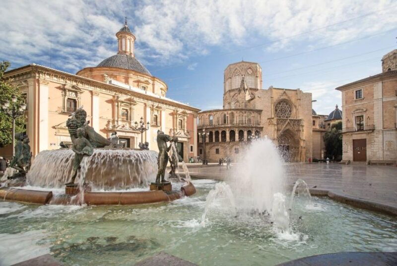 discover-taste-valencia-on-a-bike-tour-tapas-bike