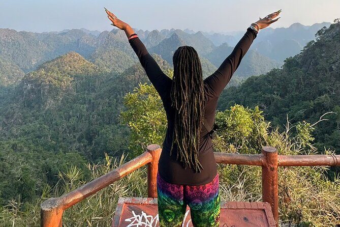 Discover the 4 most prominent spots on Cat Ba Island - FAQ