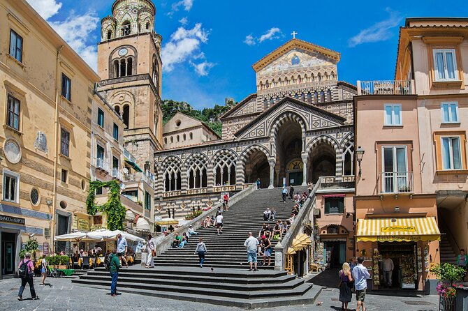discover-the-amalfi-coast-between-traditions-flavors-and-colors-with-a-private-tour