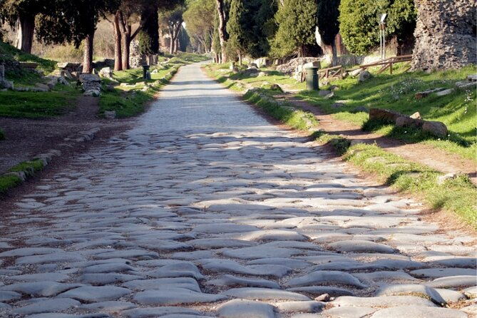 discover-the-ancient-appian-way-in-confort-a-golf-cart-adventure