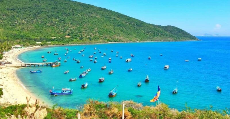 discover-the-beauty-of-ganh-nhay-van-phong-bay
