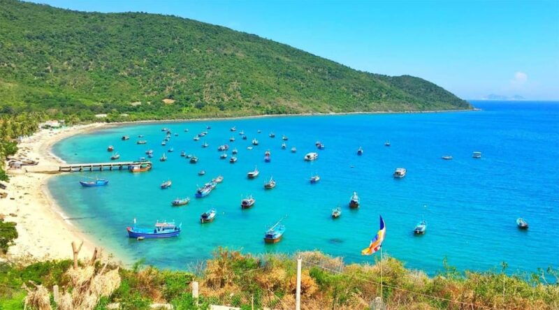 discover-the-beauty-of-ganh-nhay-van-phong-bay