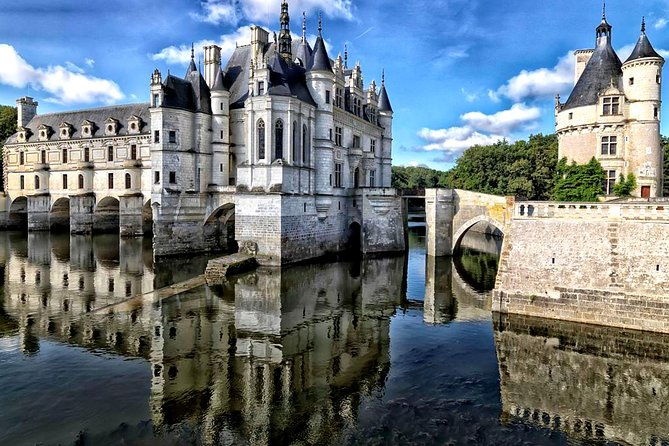 discover-the-castles-of-chambord-and-chenonceau