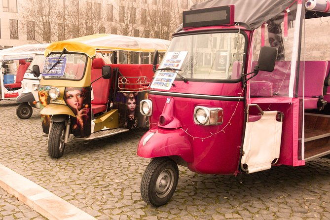 discover-the-charm-of-the-historic-part-of-lisbon-aboard-the-pink-tuk-2