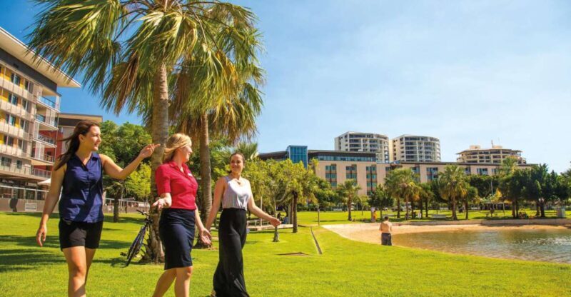 Discover the City of Darwin: Half-Day City Coach Tour - Key Points